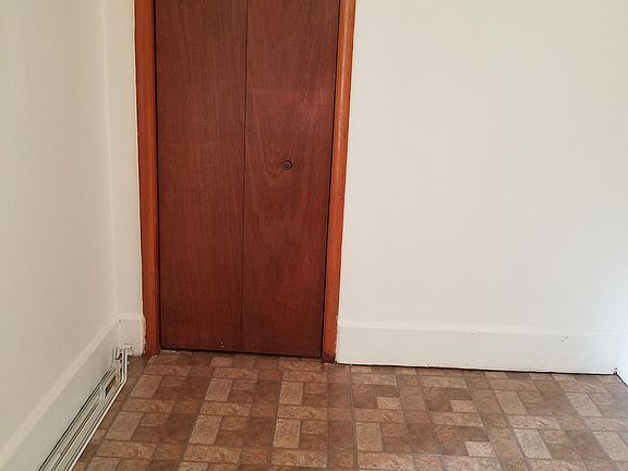 5th image of 1133 Delence St #2