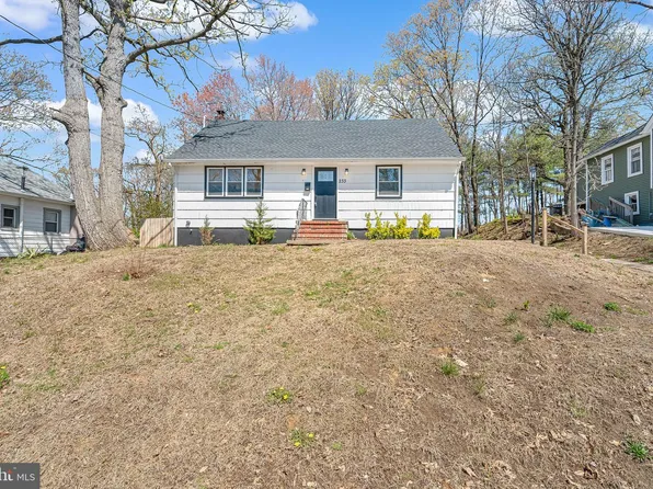 233 Garden Ter, Runnemede, NJ 08078