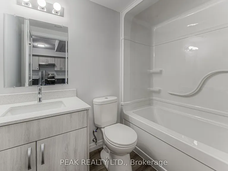 30 George St S #208 — Photo 15