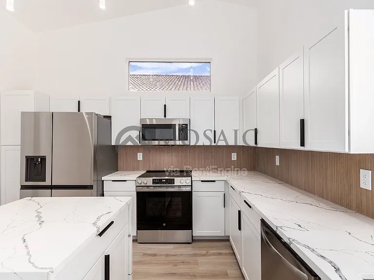 1567 E Black Diamond Dr — Photo 22