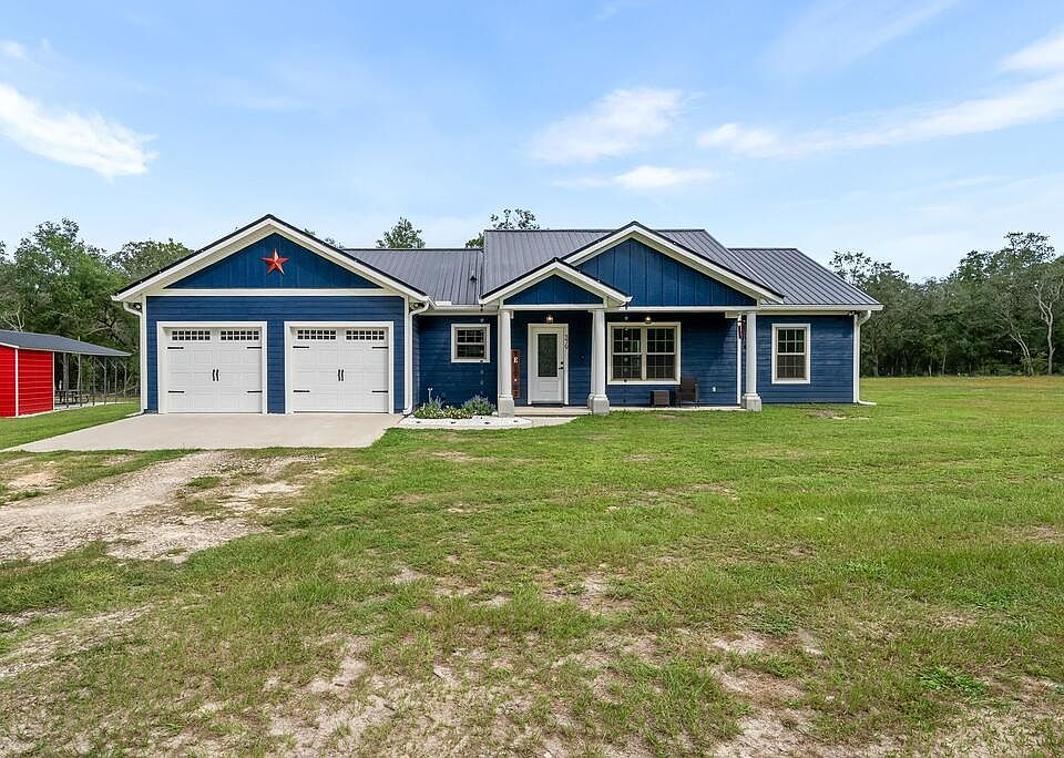 1st image of 379 NE 112th Pl