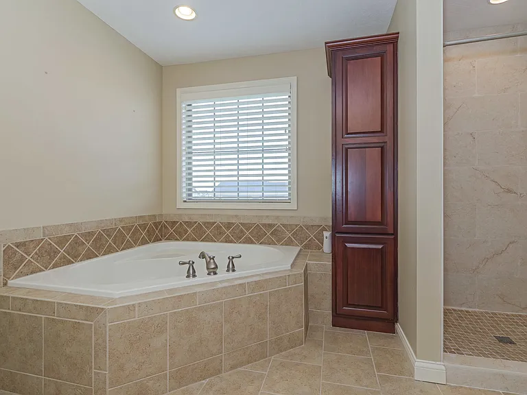 1031 Homestead Dr — Photo 27
