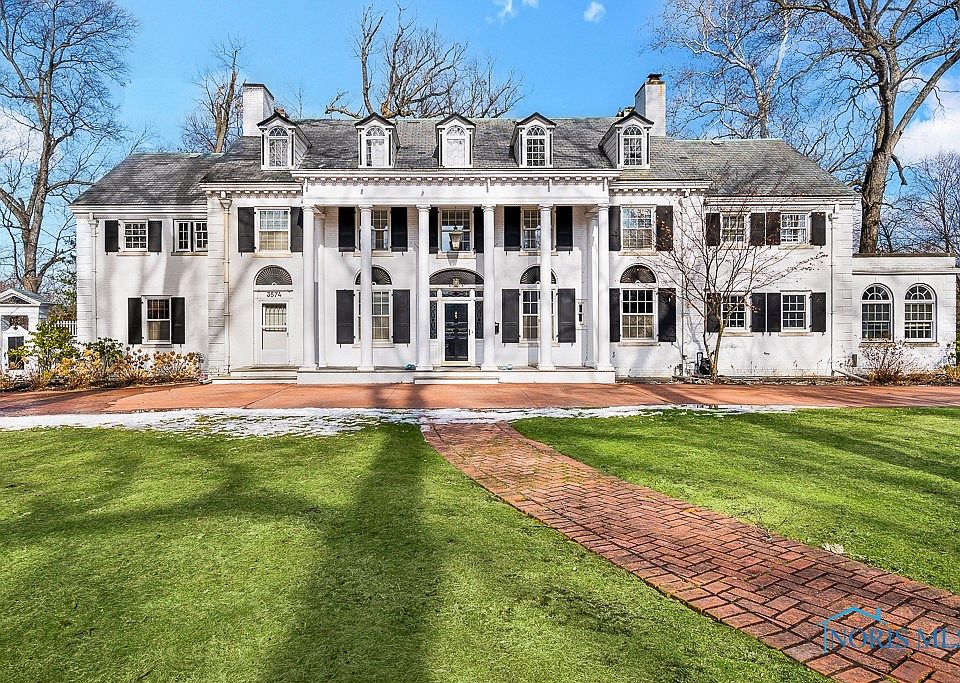 3574 Ridgewood Rd, Ottawa Hills, OH 43606 Zillow