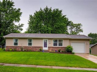 512 11th Ave NW, Altoona, IA 50009