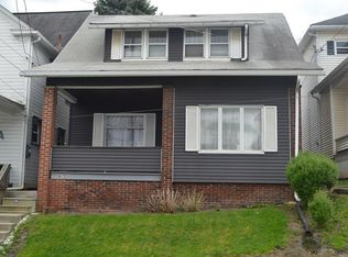 615 Wayne Ave, Ellwood City, PA 16117