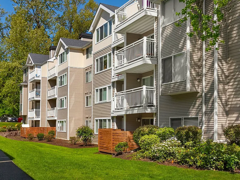 Alaire Apartment Homes — Photo 43