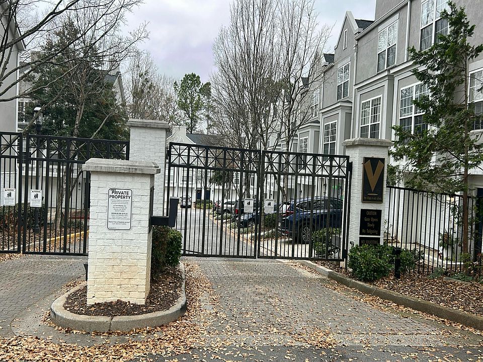 2nd image of 1198 Village Ct SE