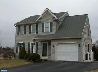 809 W 7th Ave, Parkesburg, PA 19365