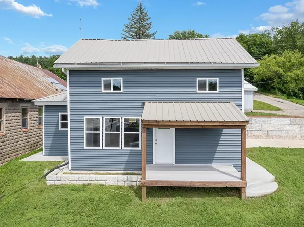 265 Main St, Loganville, WI 53943