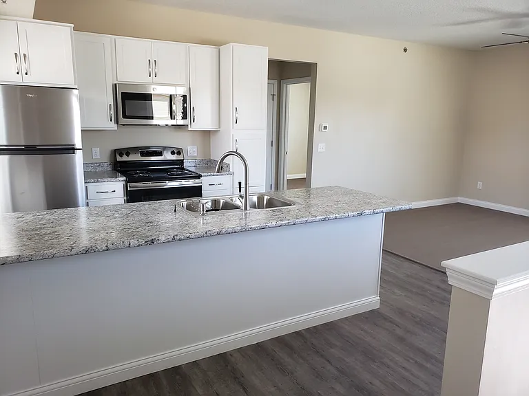2907 Parnell Ave #203 — Photo 7