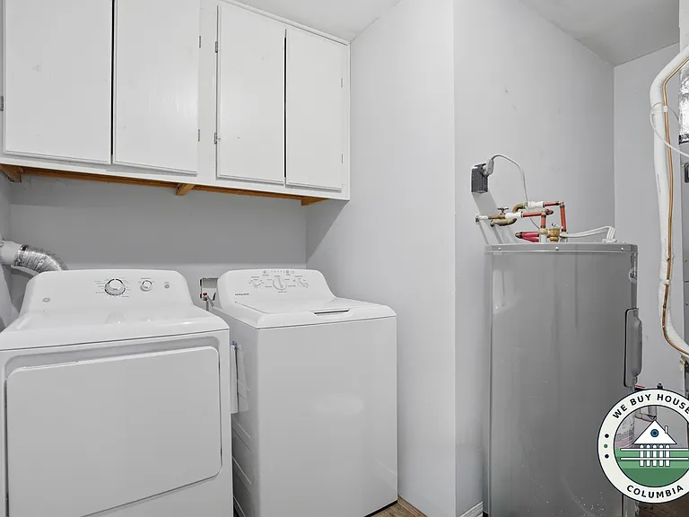 3316 Sherwood Dr — Photo 4