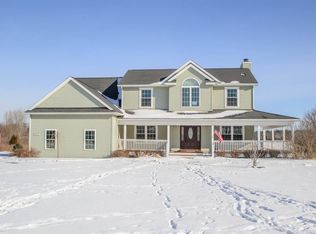 10255 Timberhill Rd, Manchester, MI 48158