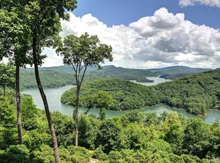 636 Shepherds Gap Rd, Cullowhee, NC 28723