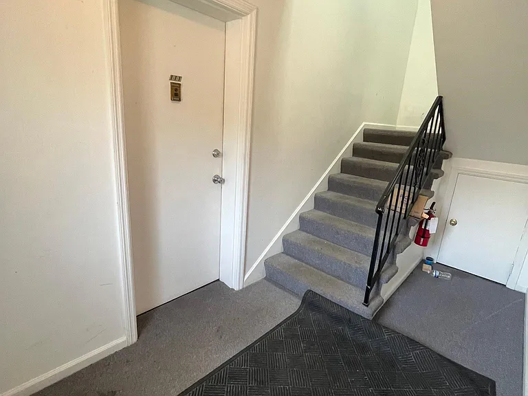 First Floor Front Door Entrance
