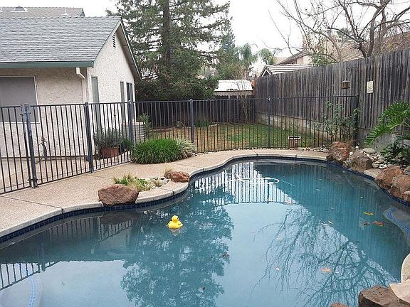 5th image of 1013 Baquera Ct