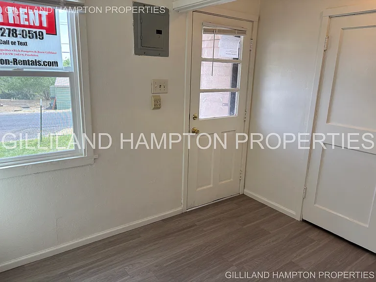 320 NW 15th St #320 — Photo 6