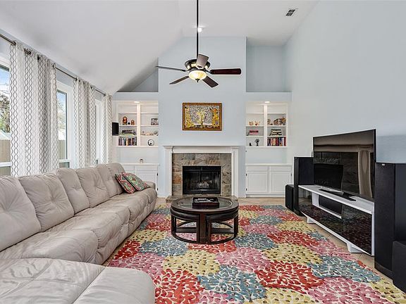 4th image of 4134 Harvestwood Dr