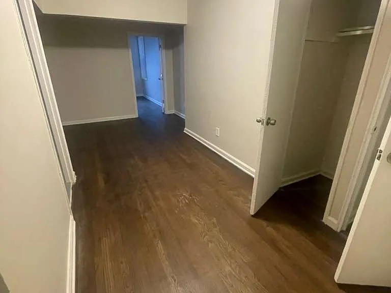 103 Chancellor Ave #20A — Photo 2