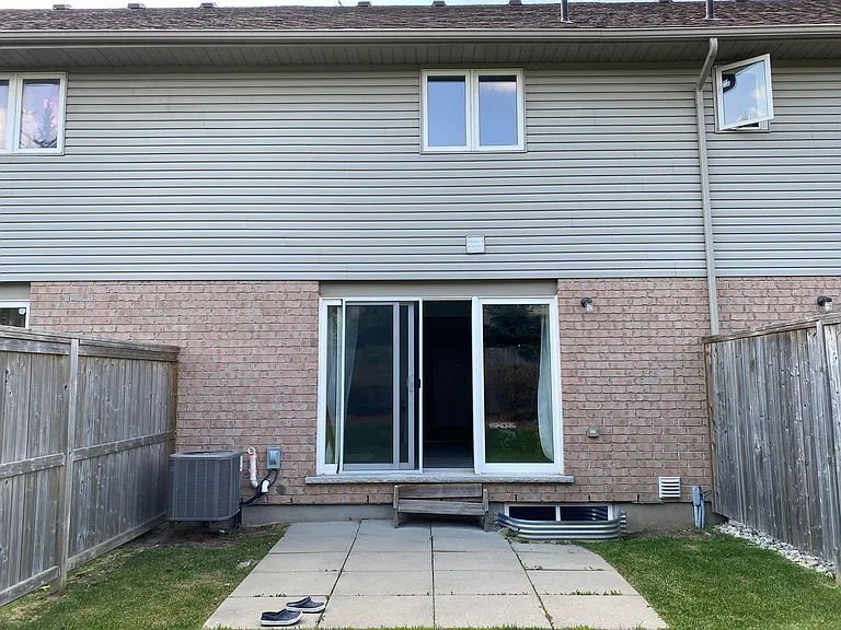 1498 Gordon St #6 — Photo 18