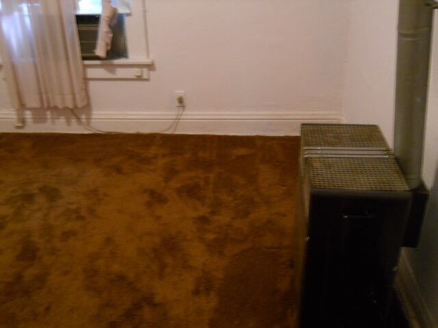 2nd image of 1416 Columbus St