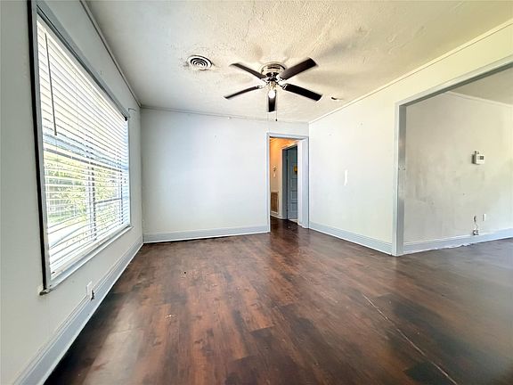 5th image of 1904 Wright Blvd