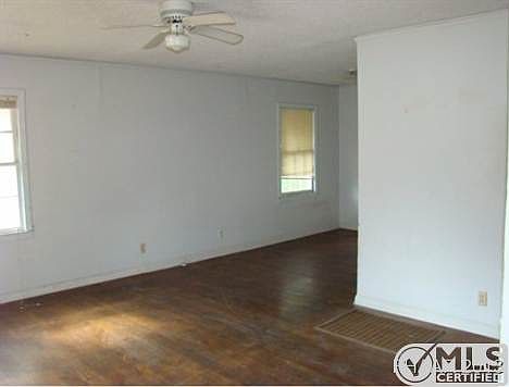 2nd image of 801 Duncan Ave