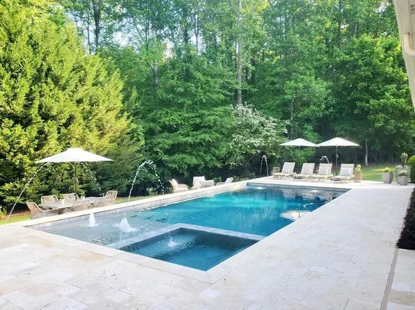 1213 Basnett Dr, Milton, GA 30004