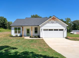 366 E Boundary Dr, Spartanburg, SC 29303