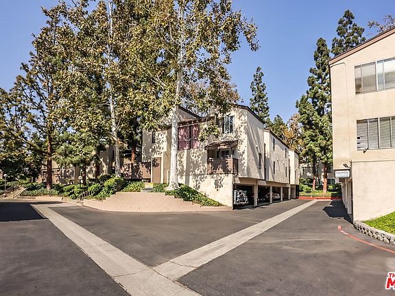 5th image of 1410 Cabrillo Park Dr APT F