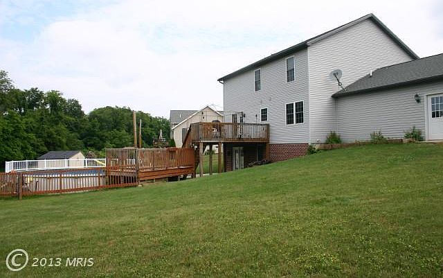 2nd image of 96 N Blackberry Ln