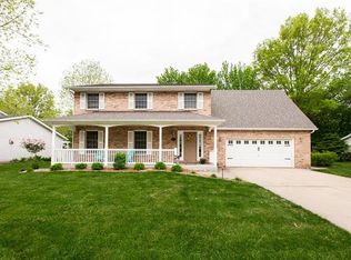 525 Jackson St, Mascoutah, IL