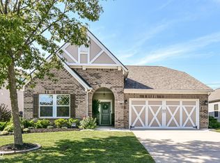 5765 White Pine Rd, Whitestown, IN 46075