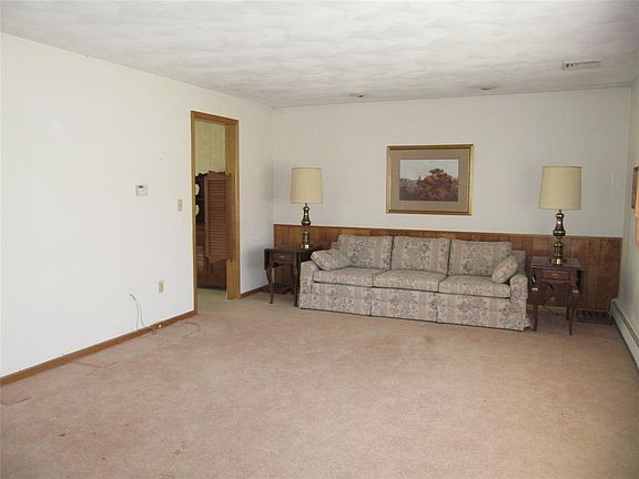 5th image of 2750 Magnolia St