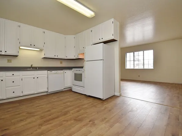 21955 Idena Ave, Castro Valley, CA 94546
