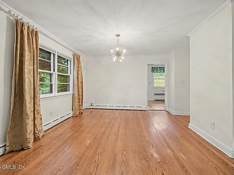 20 Meyer Pl — Photo 6