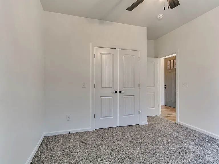 1901 Hollow Crest Ct — Photo 67