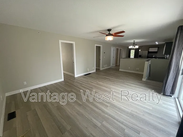 3906 Dryden Rd — Photo 9