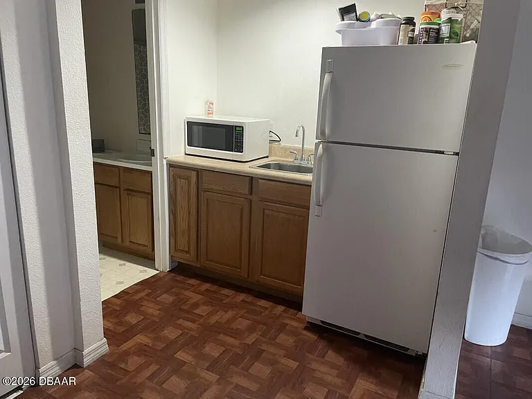 2266 N Normandy Blvd — Photo 10
