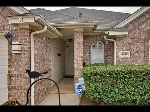 8608 San Joaquin Trail — Photo 2