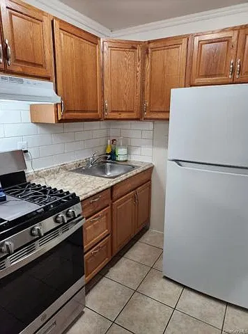3 bed, 2.0 bath, $3,100 — Photo 4
