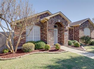 808 Banbury Ct, Mesquite, TX 75181