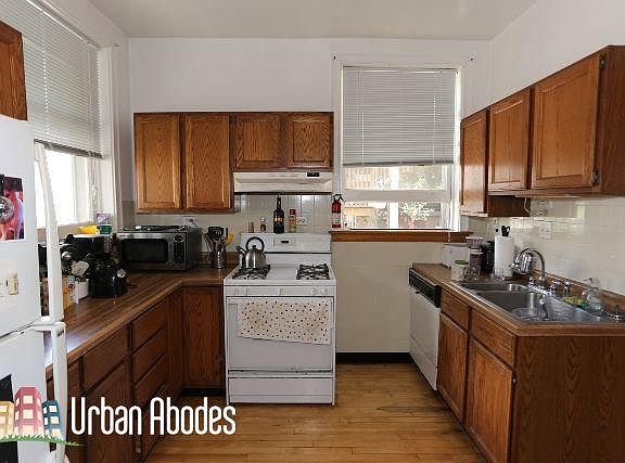 2nd image of 6310 N Glenwood Ave #1