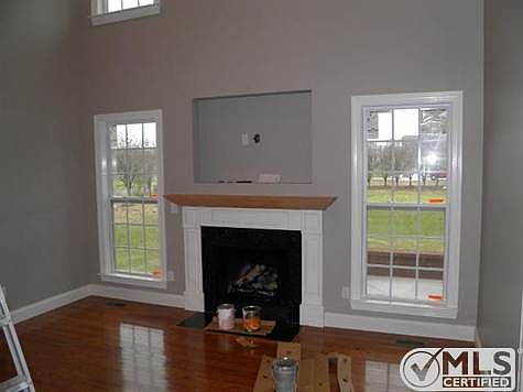 3rd image of 356 Big Oak Dr