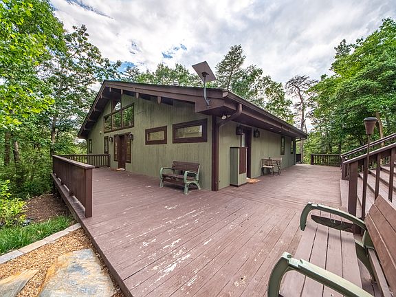 Wrap around deck