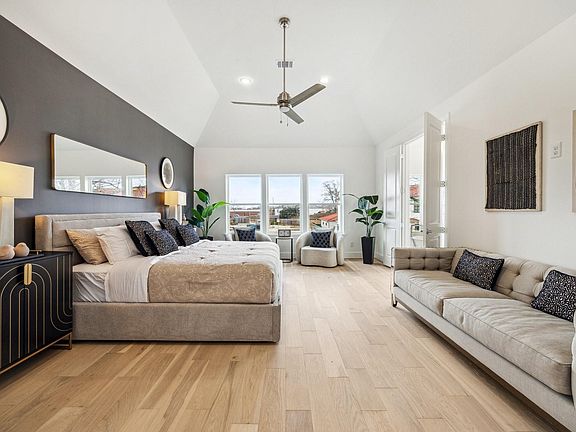 7th image of this home