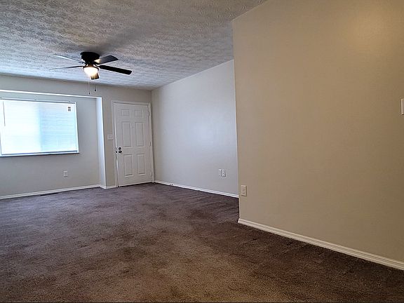 4th image of 3527 Spanish Villa Dr