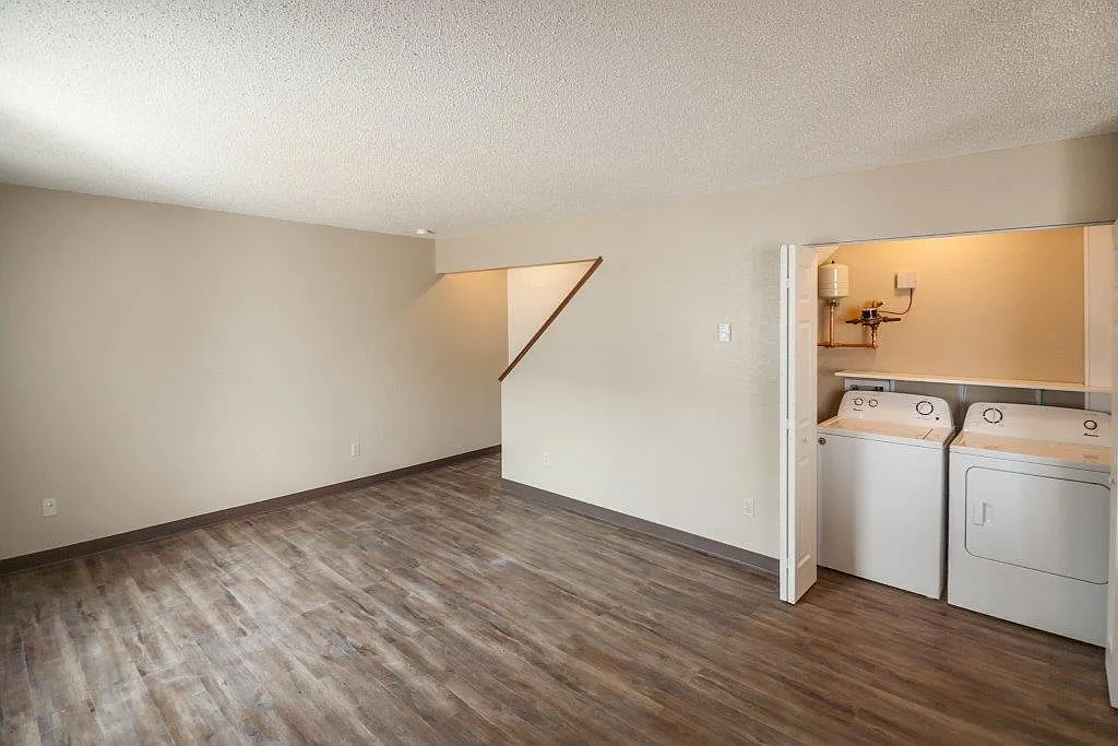 Lakota Village Townhomes — Photo 3