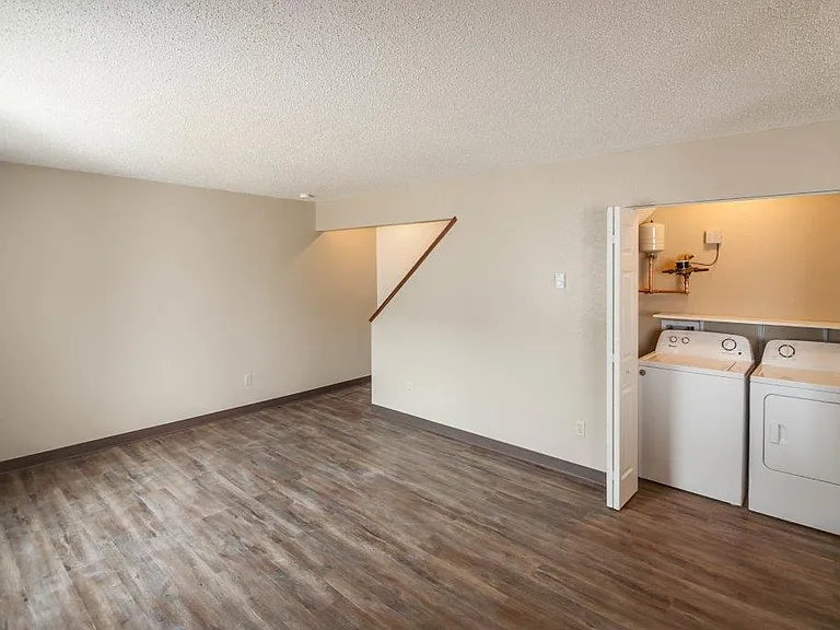 Lakota Village Townhomes — Photo 3
