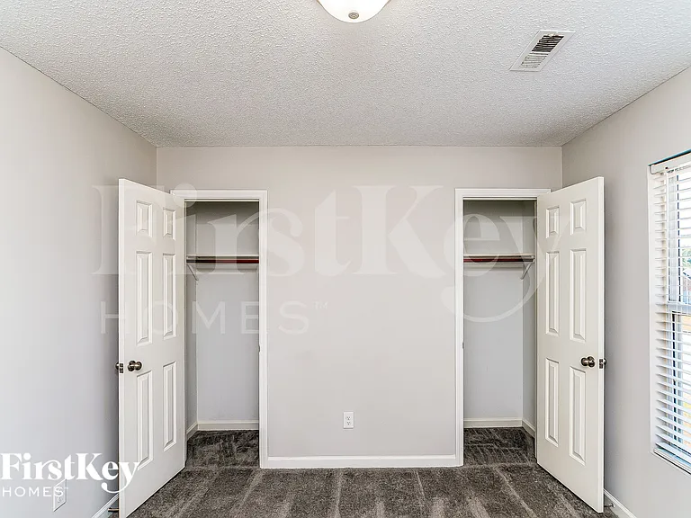 2466 Shadow Valley Rd — Photo 12