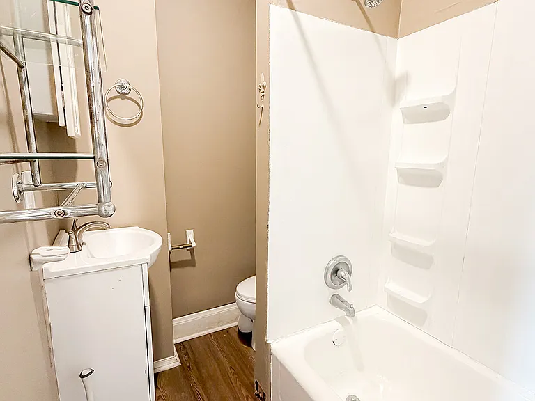 1717 N Talbott St #T8 — Photo 7
